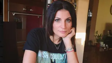 Ioana Ginghină a divorțat, acum se pregătește de... ”O să le apreciez mai mult pe fetele care dansează la bară!”