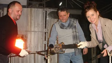 Adina Buzatu despre pericolul meseriei de sticlar: Orice miscare gresita poate avea consecinte ingrozitoare