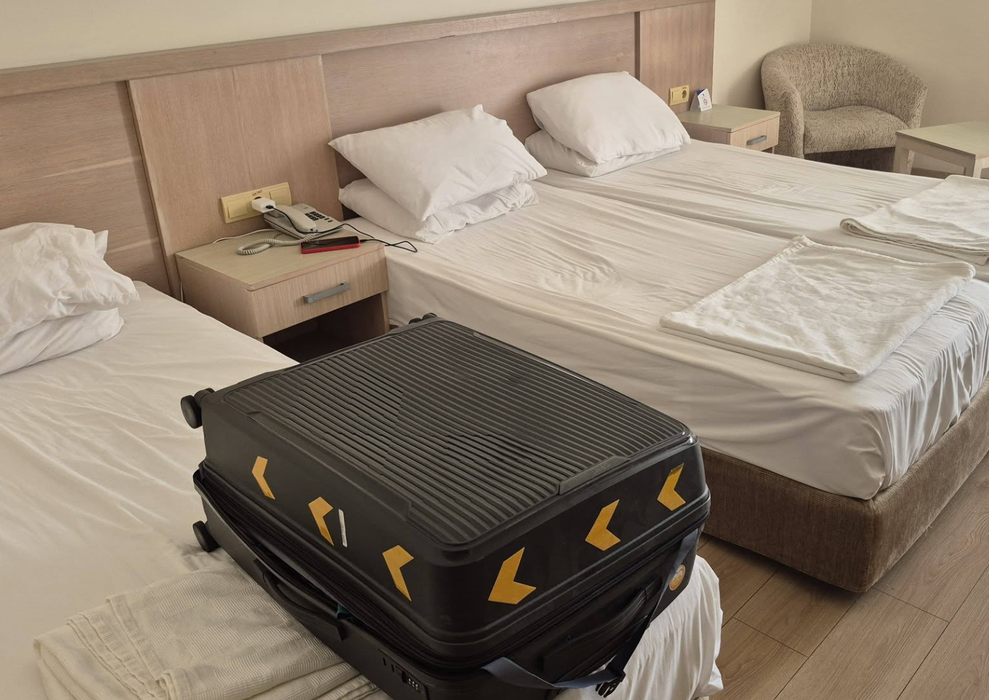 Ce a primit să mănânce un turist român, la all-inclusive, într-un hotel de 5 stele din Turcia