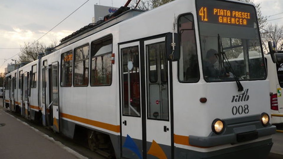 Am făcut calculul. Câți bani primește salariu un vatman STB, de fapt, cu tot cu tichete de masă
