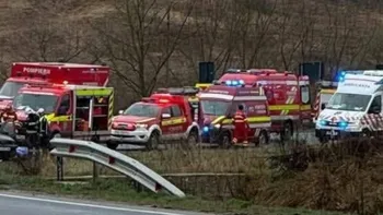 Tragedie în Cluj: Cinci persoane au murit în urma unui accident rutier în care au fost implicate două camioane și un autoturism