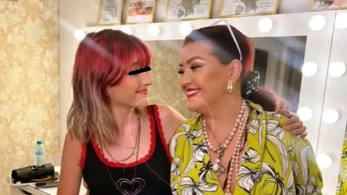 Rona Hartner, alături de fiica ei, Rita