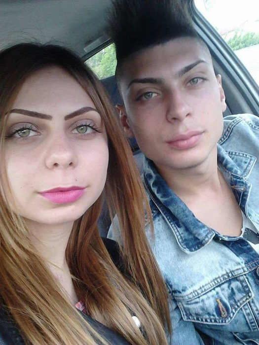 Cei doi frați au murit în timp ce se duceau la facultate
