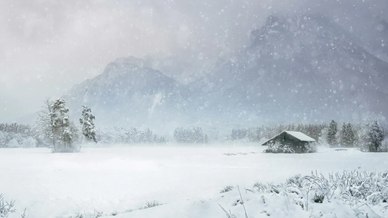 Prognoza meteo azi, 25 februarie 2026. Sud-Vestul țării se încălzește ușor, în timp ce la munte revin ninsorile și vântul puternic