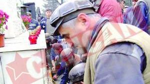 A doua zi de funeralii la Petrila