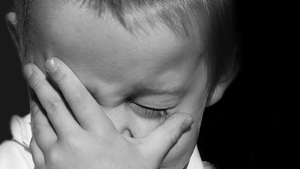 Un olandez de 77 de ani și-a violat nepotul de 5 ani, în județul Alba! Bărbatul și copilul se aflau în vacanță în țara noastră