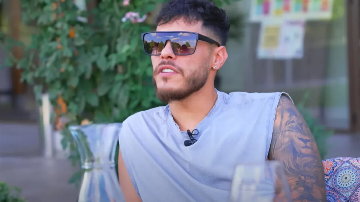 Andrei Lemnaru de la Insula Iubirii, abordat de o tânără din Sri Lanka în Centrul Vechi din București. Ce i-a zis: Andrei, vreau să...