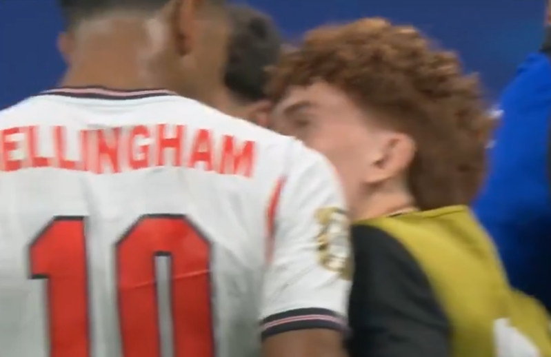 Scandal uriaș la Mondial! Jude Bellingham l-a lovit pe Valentin Barco după eșecul Angliei cu Argentina