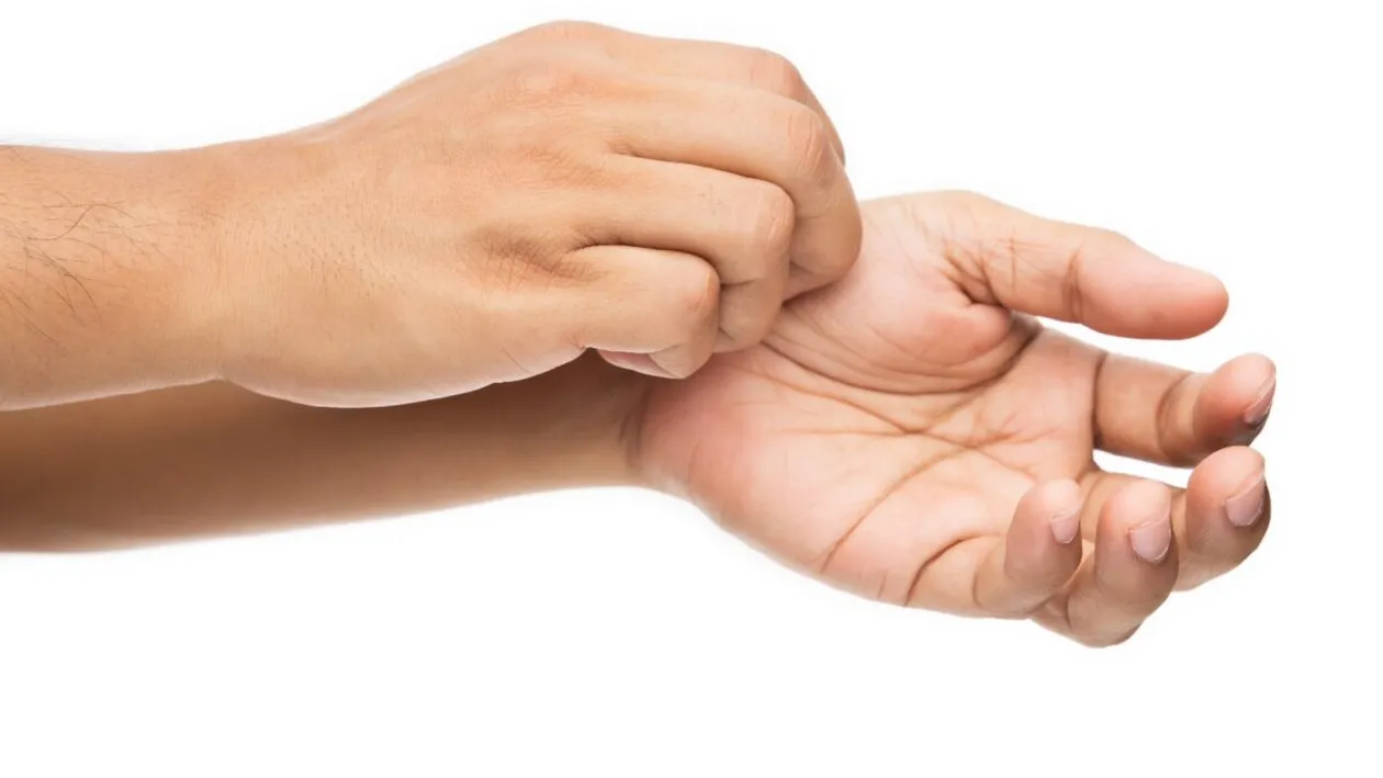 De ce te mănâncă palma stângă sau dreaptă? Ce înseamnă când se întâmpla asta, conform superstiţiilor populare