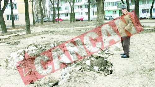 Parc distrus pentru ridicarea unei cladiri de birouri