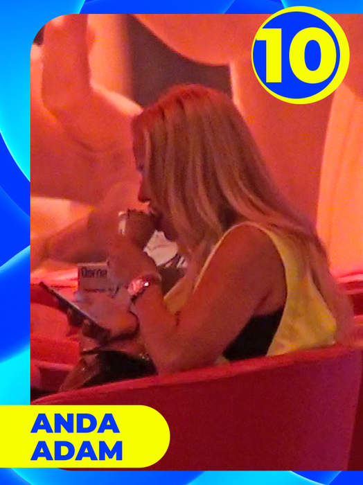 TOP 30 de vedete care au găsit soluţia perfectă împotriva caniculei! Roxana Vancea, Monica Gabor sau Laura Cosoi, show cu îngheţată şi… 