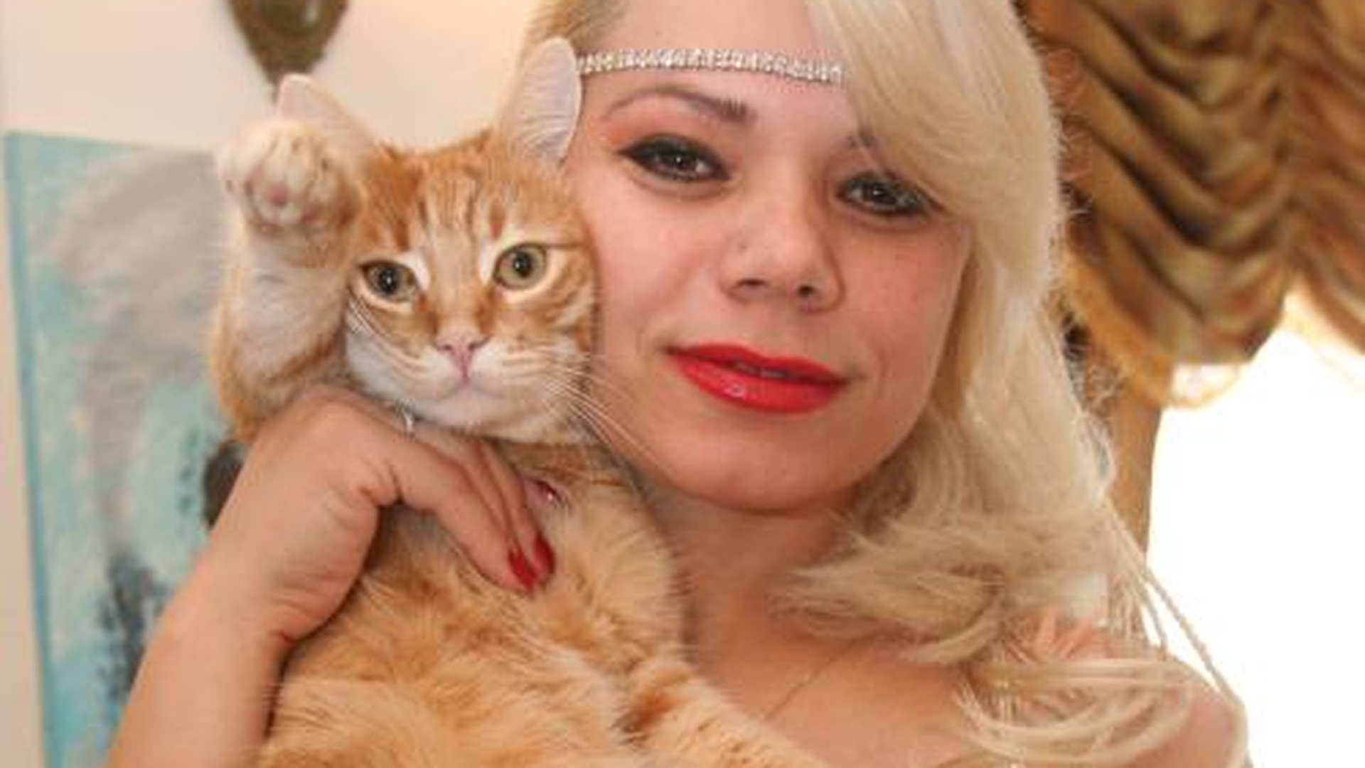 Pacalita la drumul mare! Mariana Calfa a fost fortata sa-si vanda castelul de catre un iubit oportunist!