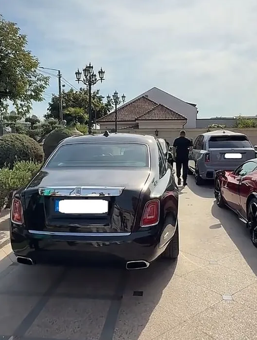 „Zestrea” din acte a mirelui Bugatti de la Timișoara! Firma care îi poartă numele are zero venituri și angajați, dar active de aproape 400.000 €