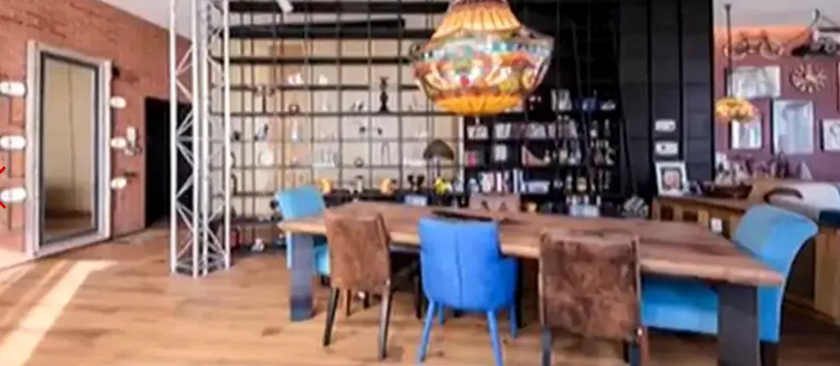 Cum arată penthouse-ul de 1,4 milioane de euro al Deliei Matache. Se întinde pe două etaje și are piscină proprie