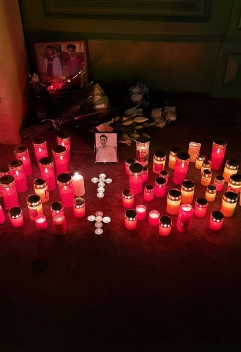 Marco, elevul de 18 ani găsit fără suflare după un majorat, a fost înmormântat. Gestul sfâșietor făcut de mama lui