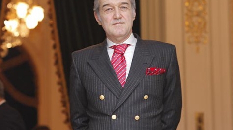 Gest înduioşător făcut de milionarul Gigi Becali! S-a oferit s-o repatrieze pe fetiţa lui Mihai Onilă: ”Să n-o incinereze pentru că…”