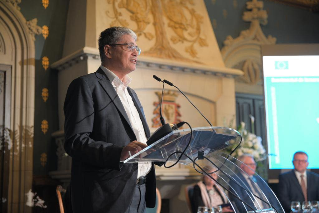 Marcel Bolos