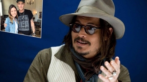 Johnny Depp s-a ras în cap, după ce au apărut imagini în care apare palid și slab!