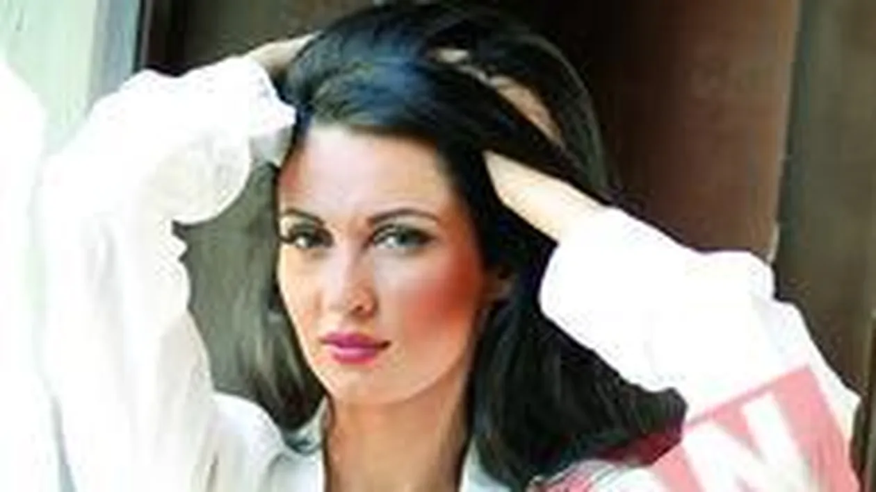 Nicoleta Luciu si-a facut mama sa planga