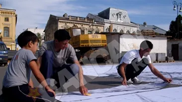 Un desen gigant, de 1.200 de metri patrati, a fost amplasat in Botosani