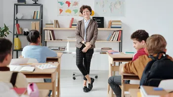 Serbările copiilor au ajuns un lux pentru părinți. Suma cerută pentru clasa I a devenit virală