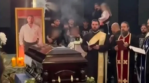 Tablouri cu mesaje sfâșietoare la căpătâiul lui Costel Corduneanu! Jale și suferință: ”Lacrimile nu ne ajung”