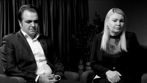 Părinții Andreei Cuciuc vor să-și exhumeze fiica. Au văzut filmările din noaptea în care fiica lor a murit și sunt șocați