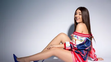 A înflorit cireșica! Cum a venit îmbrăcată Nicole Cherry la party de ziua ei. A împlinit 20 de ani!