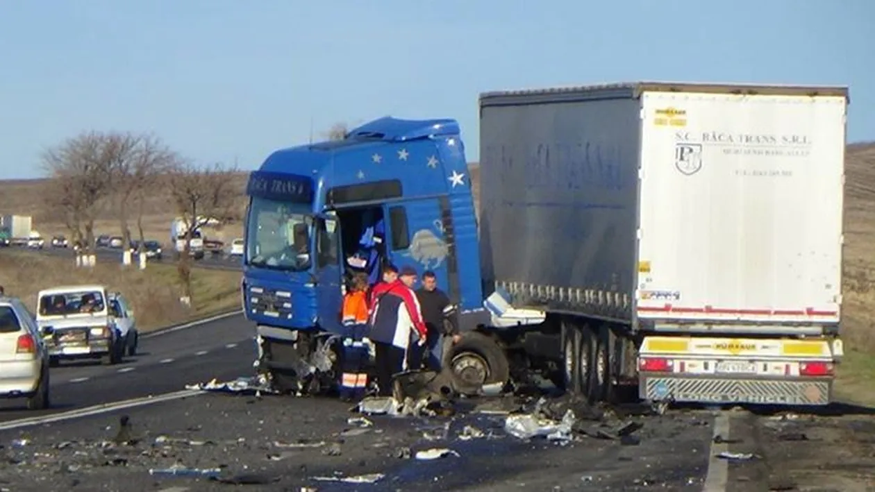 Accident pe E 85, cu cinci victime! A ajuns şi elicopterul SMURD