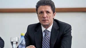 Gica Popescu duce o viata de lux! Are o super-masina si se apuca de afaceri! Cum l-a filmat CANCAN.RO!