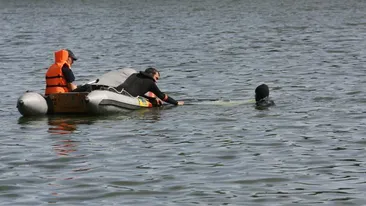 Tragedie la Mamaia! O fetita de 5 ani si tatal ei s-au inecat dupa ce barca lor s-a rasturnat in mare!