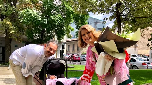 Cum s-a îmbrăcat Viorica Dăncilă la botezul fetiței Alessandrei Stoicescu