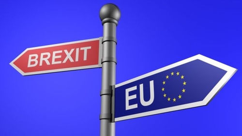 BREXIT. Macron: ”M.Britanie să ofere o soluţie până pe 10 aprilie. UE nu va fi ostatic în criza Brexit”