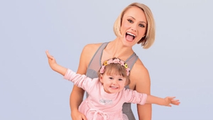 Fiica Oanei Ioniţă a primit cadoul la care mama sa visa când era mică! Vezi aici ce i-a adus Moşul!