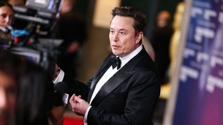 Elon Musk ar putea deveni primul trilionar din lume. Tesla îi oferă 1.000 de miliarde de dolari. Care sunt condițiile