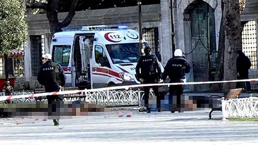 Atac sinucigaş la Istanbul soldat cu cinci morti si zeci de raniti. Un afacerist roman a scapat ca prin urechile acului