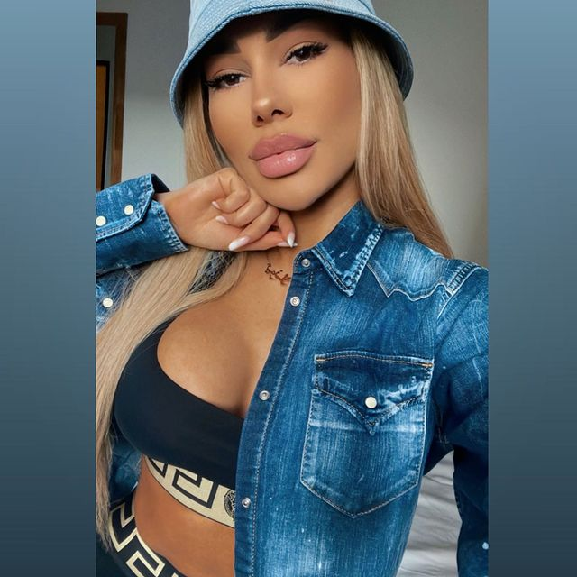 Ionela știe să atragă atenția urmăritorilor (Foto: Instagram)