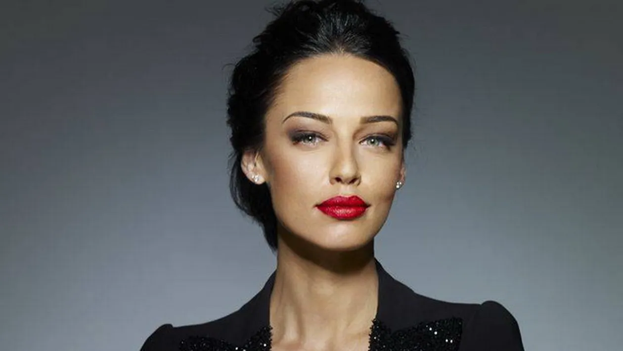 A treia oara poate e cu noroc. Dupa despartirea de Horia Tecau, Andreea Raicu si-a schimbat din nou silicoanele