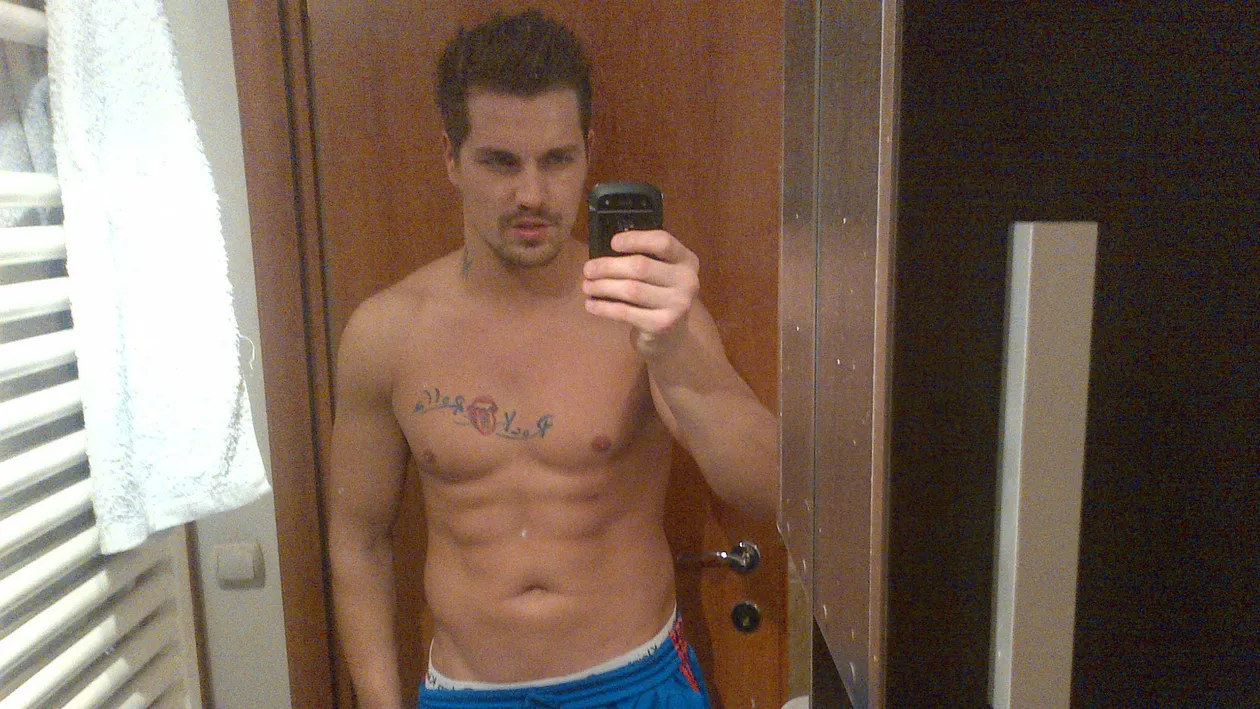 Burlacul Barboni si-a schimbat viata total, in Italia. Se pregateste sa se insoare si are o afacere! Vezi ce frumoasa e logodnica