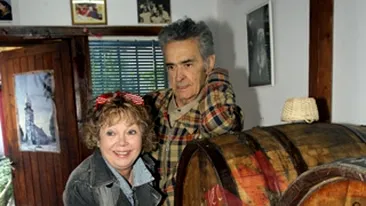 Sotia lui Iurie Darie, Anca Pandrea, a fost internata la Floreasca! De cateva zile ii curge sange din nas!