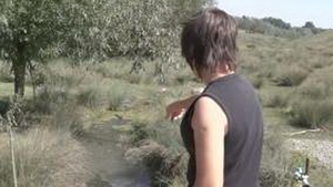 DESCOPERIRE MACABRA! Fragmente din cadavrul unei femei, pe malul unui parau dintr-o comuna clujeana