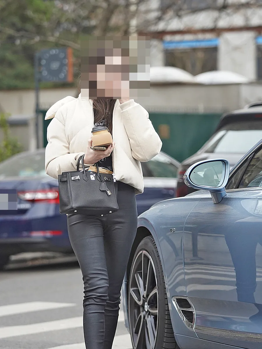 Fata mijlocie a lui Gigi Becali ajunge la Bentley