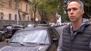 Emilian din București și-a transformat singur Golful vechi din 1992 în mașină electrică. Ce autonomie are