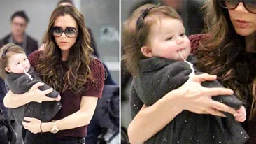 Victoria Beckham, asa cum nu ai mai vazut-o niciodata: plina de voma, in aeroport! Afla aici ce s-a intamplat!