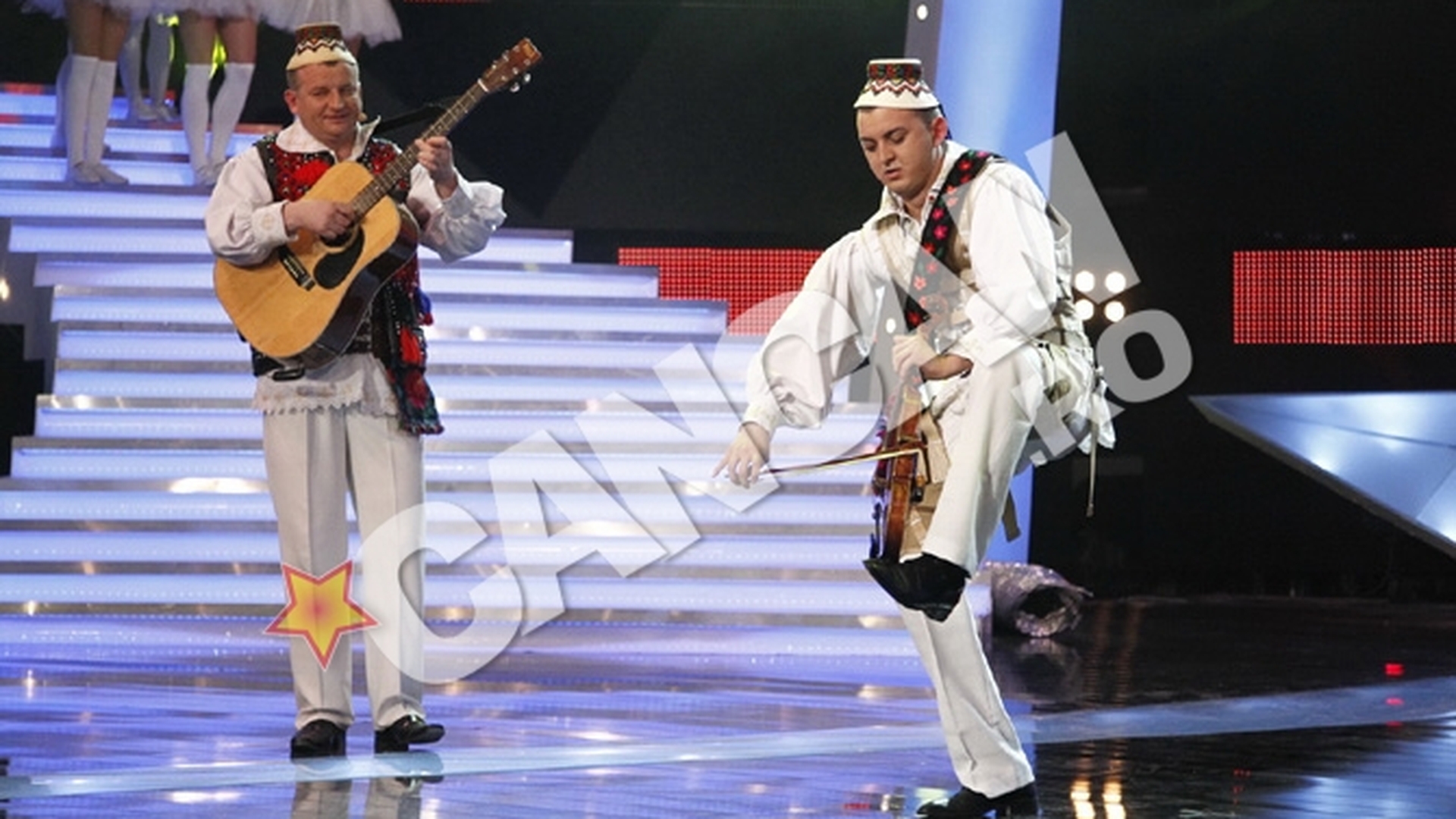 Ce mai face Mihai Petraiche de la "Romanii au talent" dupa ce lumea a uitat de filmele porno cu el? Si-a indeplinit visul si si-a schimbat si stilul de dans
