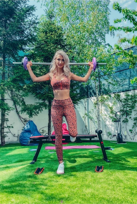 Andreea Bălan, anunţ surprinzător făcut târziu, în noapte: “Îl iubesc”. Cum au reacţionat fanii: “Păcat…”