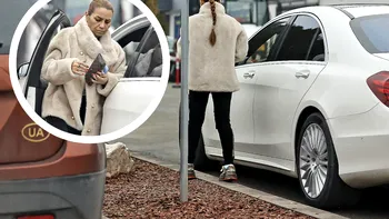 Soția lui Adrian Minune a parcat Mercedesul de 120.000 € și a rezolvat „urgența”. Oricât n-ai vrea, tot se strică ceva