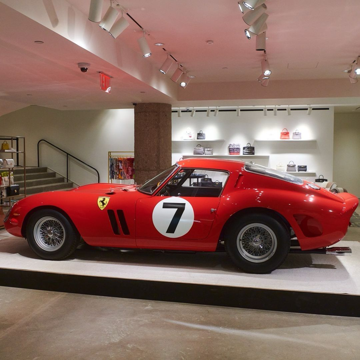 Cum arată cel mai scump Ferrari din lume. A fost vândut acum la New York pentru suma de 51.700.000 dolari
