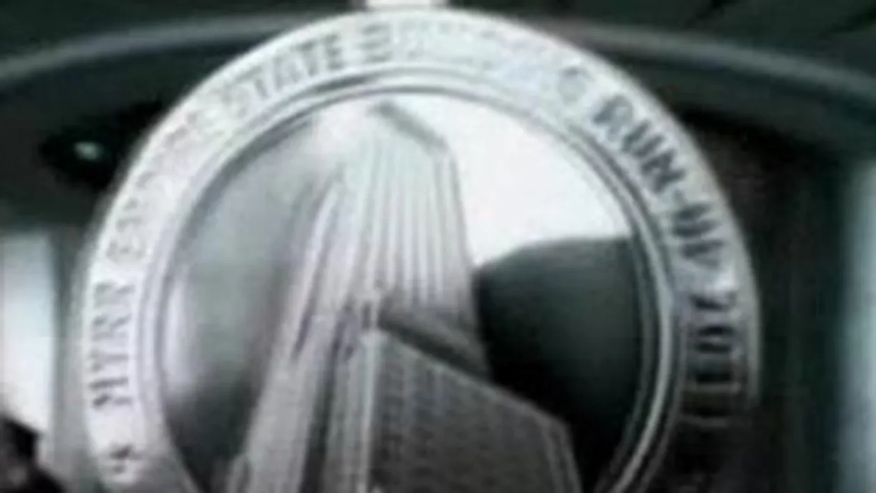 VIDEO Concurs de urcat scarile in Empire State Building! Un barbat a urcat cele 102 etaje in 10 minute!