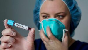 Ţăndărei, noul Suceava? Ritm alarmant de creştere a infectaţilor şi deceselor. Localnicii cer intervenţia Armatei